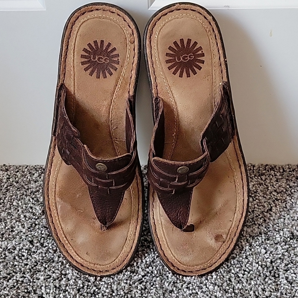 UGG Brown Leather Woven Toe-Post Sandals
